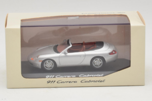 Porsche 911 996 Kabriolet Srebrny Minichamps 1:43 WAP02004097 Metal — zdjęcie 4 z 4