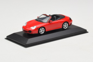 Porsche 911 996 Carrera 4S Kabriolet Czerwony Minichamps 1:43 400062831 Metal — zdjęcie 2 z 4