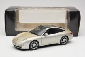 Porsche 911 996 Carrera 4S Srebrny Maisto 1:18 WAP02102212 Metal — zdjęcie 8 z 8