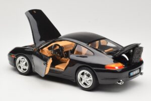 Porsche 911 996 Carrera Czarny Bburago 1:18 3385-M2 Metal — zdjęcie 5 z 8