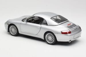 Porsche 911 996 Carrera Kabriolet Srebrny Hot Wheels 1:18 213595 Metal — zdjęcie 7 z 8