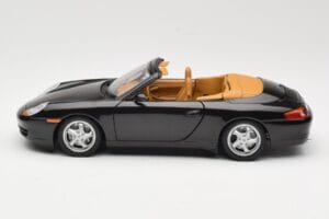 Porsche 911 996 Carrera Kabriolet Czarny UT Models 1:18 WAP02100997 Metal — zdjęcie 4 z 8