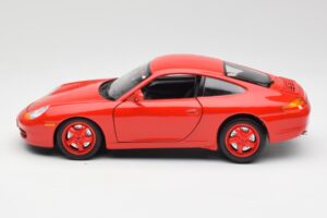 Porsche 911 996 Carrera Czerwony Edycja Limitowana Bburago 1:18 3385-M1 Metal — zdjęcie 4 z 8
