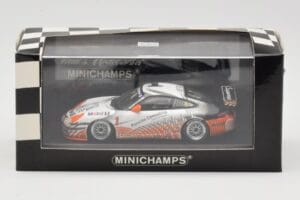 Porsche 911 996 GT3 Cup Mobil 1 #1 VIP Car 2004 Minichamps 1:43 WAP02012115-R1 Metal — zdjęcie 4 z 4