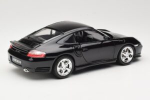 Porsche 911 996 Turbo Czarny Bburago 1:18 18-12030 Metal — zdjęcie 3 z 8