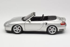 Porsche 911 996 Turbo Kabriolet Srebrny Maisto 1:18 31660 Metal — zdjęcie 4 z 8