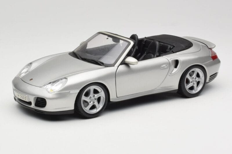 Porsche 911 996 Turbo Kabriolet Srebrny Maisto 1:18 31660 Metal