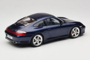 Porsche 911 996.2 Carrera 4S Ciemnoniebieski GT Spirit 1:18 GT938 Żywica — zdjęcie 2 z 6