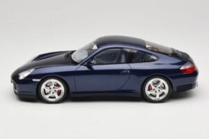 Porsche 911 996.2 Carrera 4S Ciemnoniebieski GT Spirit 1:18 GT938 Żywica — zdjęcie 3 z 6
