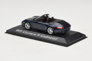 Porsche 911 997 Carrera 4 Kabriolet Ciemnoniebieski Minichamps 1:43 WAP02015216-P1 Metal — zdjęcie 3 z 4