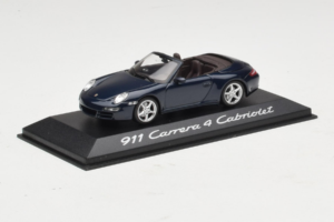 Porsche 911 997 Carrera 4 Kabriolet Ciemnoniebieski Minichamps 1:43 WAP02015216-R1 Metal — zdjęcie 2 z 4