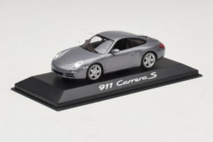 Porsche 911 997 Carrera S Grey Metallic Minichamps 1:43 WAP02011615-P1 Metal — zdjęcie 2 z 4