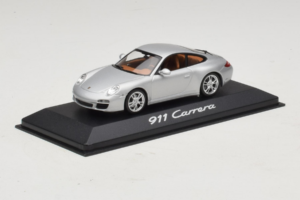 Porsche 911 997 Carrera Silver Metallic Minichamps 1:43 WAP02001218 Metal — zdjęcie 2 z 5
