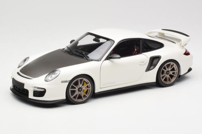 Porsche 911 997 GT2 RS Biały Minichamps 1:18 100069400 Metal