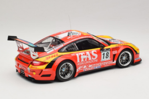 Porsche 911 997 GT3 R #8 De Lorenzi Racing De Lorenzi 24 Hours of Spa 2011 Minichamps 1:18 151118918 Metal — zdjęcie 2 z 6