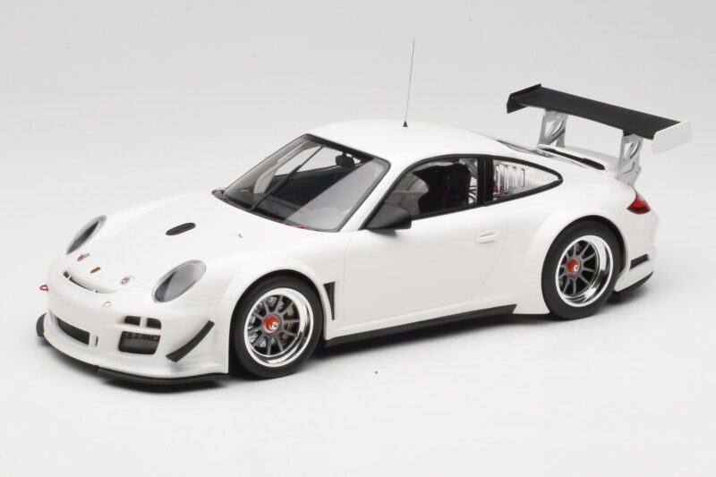 Porsche 911 997 GT3 R Street Biały Minichamps 1:18 151108900 Metal