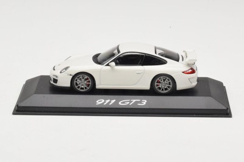 Porsche 911 997 GT3 Biały Minichamps 1:43 WAP0202080C Metal