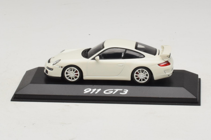 Porsche 911 997 GT3 Biały Minichamps 1:43 WAP02012016 Metal