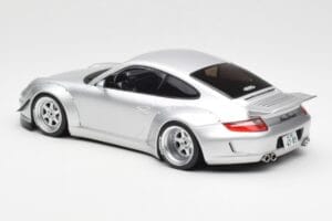 Porsche 911 997 RWB Abu Dhabi IXO 1:18 18CMC166 Metal — zdjęcie 5 z 6