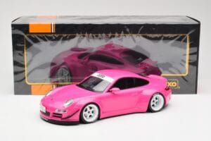 Porsche 911 997 RWB Różowy IXO 1:18 18CMC167 Metal — zdjęcie 5 z 5