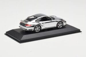 Porsche 911 997 Turbo Chrome Silver Minichamps 1:43 WAP02060816-R Metal — zdjęcie 2 z 5
