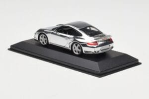 Porsche 911 997 Turbo Chrome Silver Minichamps 1:43 WAP02060816-R Metal — zdjęcie 4 z 5