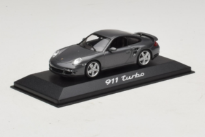 Porsche 911 997 Turbo Grey Metallic Minichamps 1:43 WAP02013016 Metal — zdjęcie 2 z 5