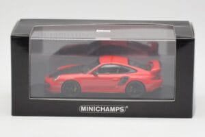 Porsche 911 997.2 GT2 RS Czerwony z Czarnymi Felgami Minichamps 1:43 400069407 Metal — zdjęcie 4 z 4