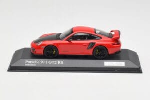 Porsche 911 997.2 GT2 RS Czerwony z Czarnymi Felgami Minichamps 1:43 400069407 Metal