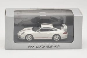 Porsche 911 997.2 GT3 RS 4.0 Biały Minichamps 1:43 WAP0200010C Metal — zdjęcie 4 z 4