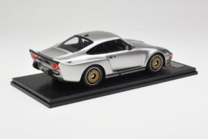 Porsche 911 930 Almeras Biturbo 3.3 Srebrny Kess 1:18 KE18005B Żywica — zdjęcie 2 z 6
