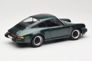 Porsche 911 Carrera Green Metallic Minichamps 1:18 100063022 Metal — zdjęcie 3 z 8