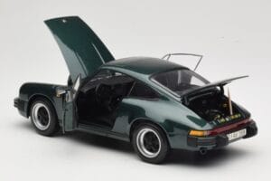 Porsche 911 Carrera Green Metallic Minichamps 1:18 100063022 Metal — zdjęcie 5 z 8