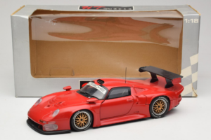 Porsche 911 GT1 Concept Czerwony UT Models 1:18 180966625-R1 Metal — zdjęcie 8 z 8
