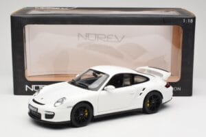 Porsche 911 GT2 997.1 Biały Norev 1:18 187572 Metal — zdjęcie 8 z 8