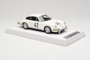 Porsche 911 S #42 R. Buchet / H. Linge Auguste Veuillet 24 Hours of Le Mans Class Winner 1967 IVY Merit 1:18 REMC006 Żywica — zdjęcie 4 z 6