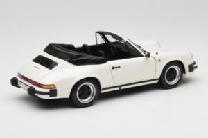 Porsche 911 SC Kabriolet Biały Minichamps 1:18 100063031 Metal — zdjęcie 3 z 8