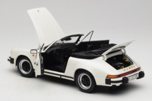 Porsche 911 SC Kabriolet Biały Minichamps 1:18 100063031 Metal — zdjęcie 5 z 8