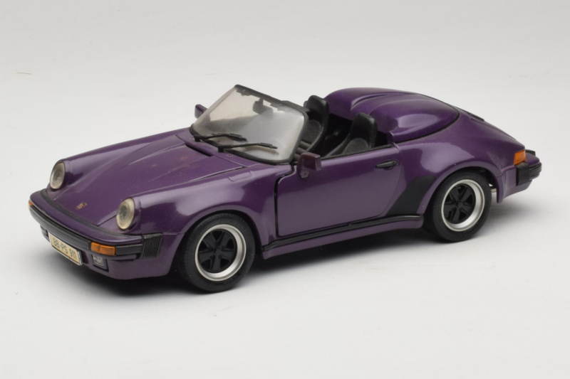 Porsche 911 3.2 Speedster Fioletowy Maisto 1:18 50248 Metal