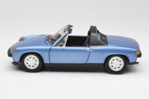 Porsche 914 Niebieski Revell 1:18 08975 Metal — zdjęcie 4 z 8