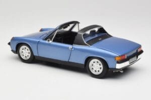 Porsche 914 Niebieski Revell 1:18 08975 Metal — zdjęcie 7 z 8