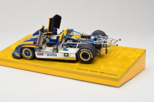 Porsche 917/30 #6 Penske Racing M. Donohue Can-Am Champion 1973 Minichamps 1:18 186736006 Metal — zdjęcie 5 z 8