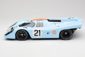 Porsche 917K Gulf #21 P. Rodriguez / L. Kinnunen J.W. Automotive Engineering 24 Hours of Le Mans 1970 Minichamps 1:12 1237066 — zdjęcie 3 z 6