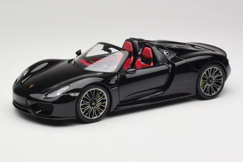 Porsche 918 Spyder Bazalt Czarny Metalik Minichamps 1:18 110062431 Metal