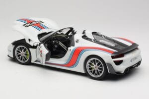 Porsche 918 Spyder Weissach Package Martini Minichamps 1:18 110062440 Metal — zdjęcie 5 z 8
