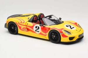Porsche 918 Spyder Weissach Package Żółty Z Paskami Minichamps 1:18 110062446 Metal — zdjęcie 6 z 8