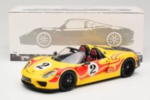 Porsche 918 Spyder Weissach Package Żółty Z Paskami Minichamps 1:18 110062446 Metal — zdjęcie 8 z 8