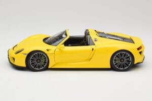 Porsche 918 Spyder Żółty Minichamps 1:18 110062434 Metal — zdjęcie 4 z 8