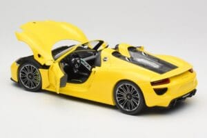 Porsche 918 Spyder Żółty Minichamps 1:18 110062434 Metal — zdjęcie 5 z 8