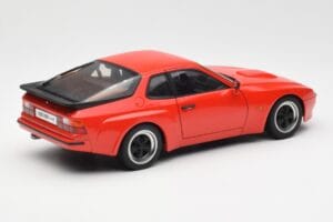 Porsche 924 Carrera GT Guards Czerwony AUTOart 1:18 78003 Metal — zdjęcie 3 z 8